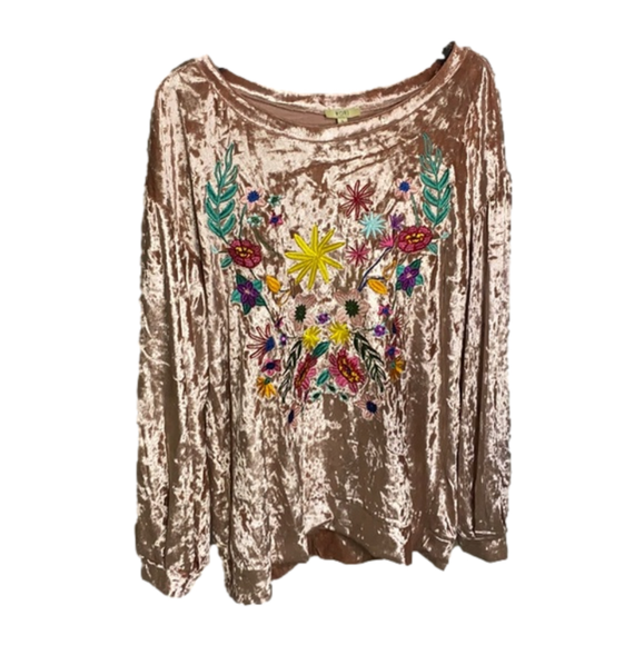 Kori Tops - NWT L Pink Embroidered Crushed Velvet Kori America blouse!